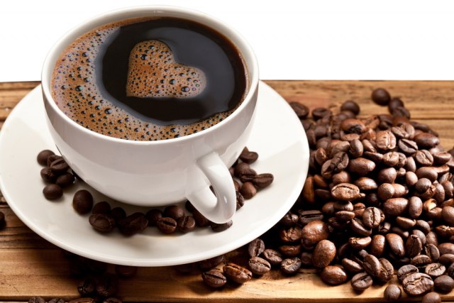 Razbijen mit o kafi: Konaèno otkrivena istina o laksativnom dejstvu